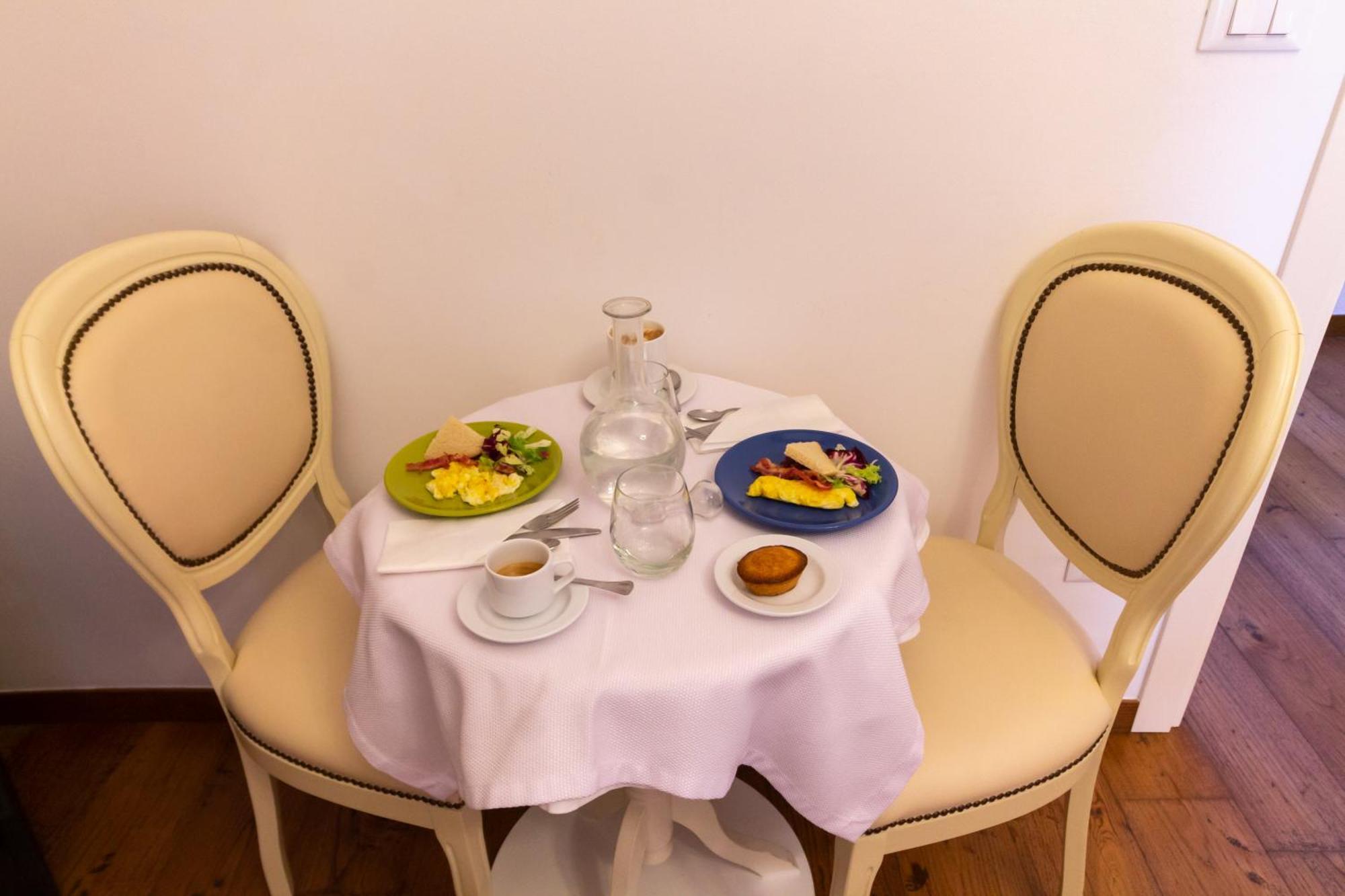 Le Nicchie Luxury Rooms Lecce Exterior foto