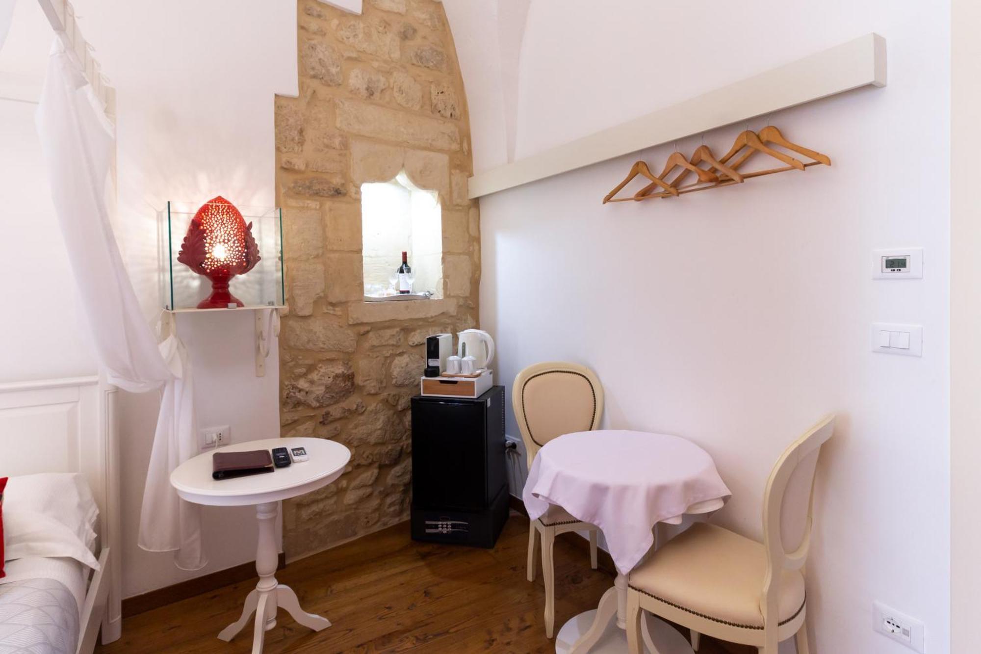 Le Nicchie Luxury Rooms Lecce Zimmer foto