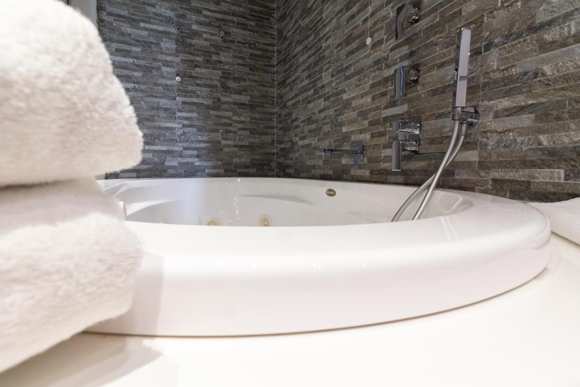 Le Nicchie Luxury Rooms Lecce Zimmer foto